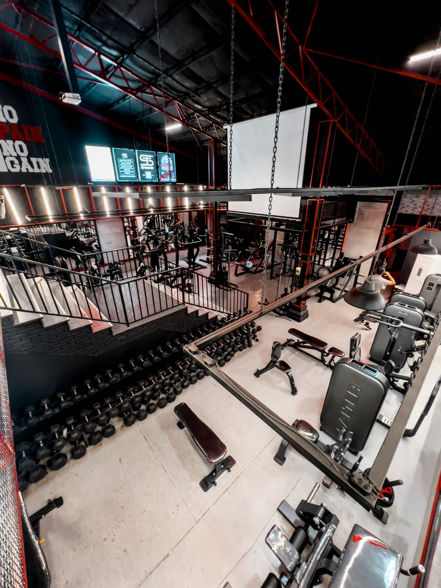Recepção da Top Studio com iluminação suave e ambiente acolhedor